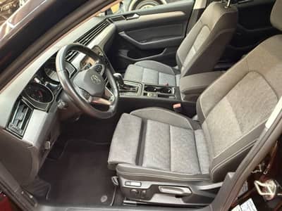 Volkswagen Passat Variant Business/Navi/LED/Kamera/Erster H — slika 12