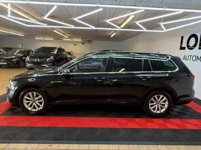 Volkswagen Passat Variant Business/Navi/LED/Kamera/Erster H — slika 7