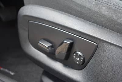 BMW 520d Touring Head Up/Anhänger/Driving Assist — slika 28