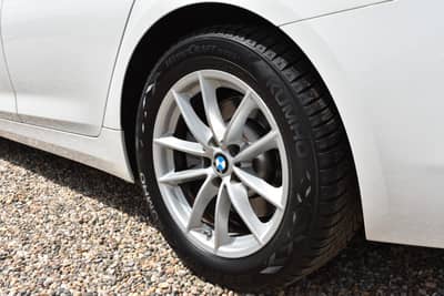 BMW 520d Touring Head Up/Anhänger/Driving Assist — slika 7