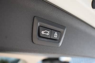 BMW 520d Touring Head Up/Anhänger/Driving Assist — slika 26