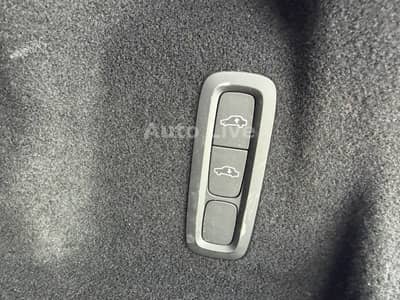 Volvo XC60 Plus Bright*AWD*AUTO*VIR*PAN*NAVI*LEDER*360 — slika 14