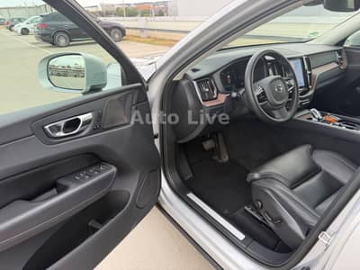 Volvo XC60 Plus Bright*AWD*AUTO*VIR*PAN*NAVI*LEDER*360 — slika 21