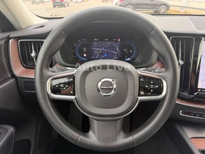 Volvo XC60 Plus Bright*AWD*AUTO*VIR*PAN*NAVI*LEDER*360 — slika 8