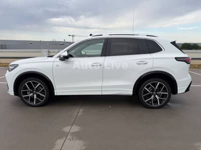 Volkswagen Tiguan 2.0 TDI*4M*R LINE*PANO*VIR*IQ*360*AHK*VOL — slika 2