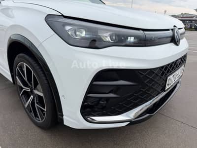 Volkswagen Tiguan 2.0 TDI*4M*R LINE*PANO*VIR*IQ*360*AHK*VOL — slika 8