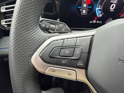 Volkswagen Tiguan 2.0 TDI*4M*R LINE*PANO*VIR*IQ*360*AHK*VOL — slika 34