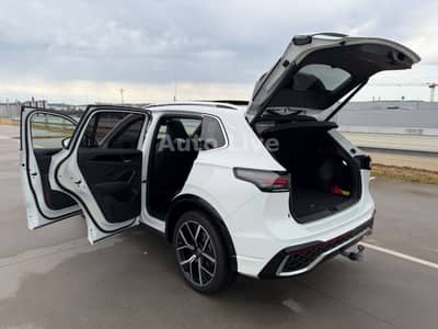 Volkswagen Tiguan 2.0 TDI*4M*R LINE*PANO*VIR*IQ*360*AHK*VOL — slika 41