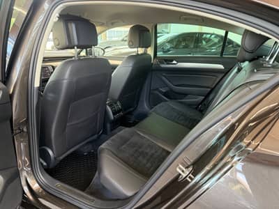 Volkswagen Passat Lim. Highline 2.0TDI LED 360KAM ACC — slika 23