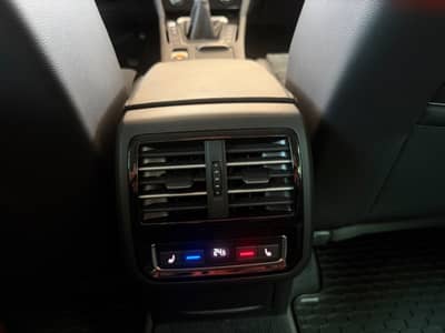 Volkswagen Passat Lim. Highline 2.0TDI LED 360KAM ACC — slika 22