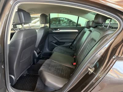 Volkswagen Passat Lim. Highline 2.0TDI LED 360KAM ACC — slika 24