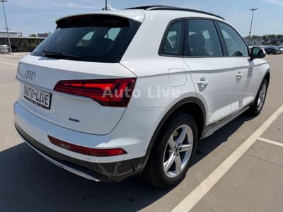 Audi Q5 50 TFSI e quattro*S TRONIC*PANO*NAVI*LED*360* — slika 5