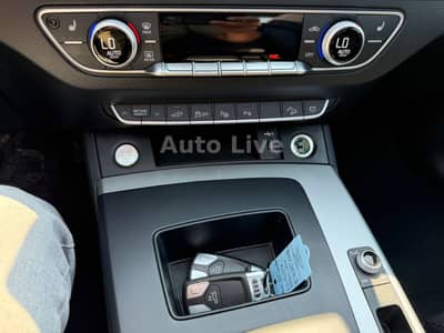 Audi Q5 50 TFSI e quattro*S TRONIC*PANO*NAVI*LED*360* — slika 23