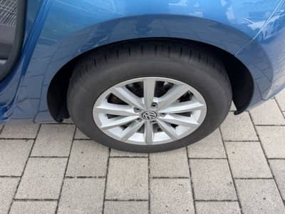 Volkswagen Golf VII Lim. Lounge BMT — slika 7