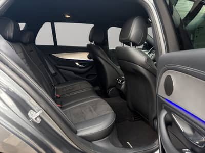 Mercedes-Benz E 220d T AMG Line*Wide*Night*Kamera*App*Ambi*LED — slika 14