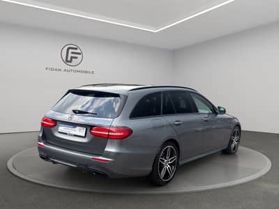 Mercedes-Benz E 220d T AMG Line*Wide*Night*Kamera*App*Ambi*LED — slika 5