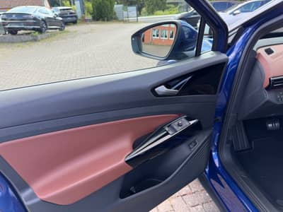 Volkswagen ID.4 Pro Performance 150 kW PANO HEADUP KAMERA — slika 12