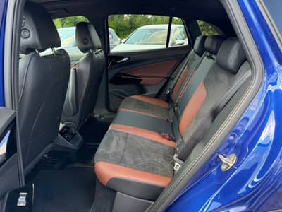 Volkswagen ID.4 Pro Performance 150 kW PANO HEADUP KAMERA — slika 17