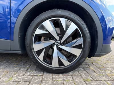 Volkswagen ID.4 Pro Performance 150 kW PANO HEADUP KAMERA — slika 19
