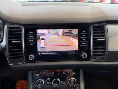 Skoda Kodiaq Ambition 2.0TDI DSG 7-Sitzer LED KAMERA — slika 19