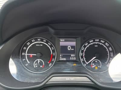 Skoda Octavia 2.0 TDI RS Combi — slika 10