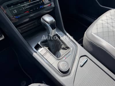 Volkswagen Tiguan Allspace 2.0 TDI DSG*4M*R LINE*7-STZE*VOL — slika 22