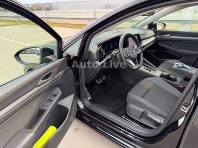 Volkswagen Golf 8 2.0 TDI ACTIVE*DSG*VIR*PAN*IQ-LED*HEAD-UP — slika 23