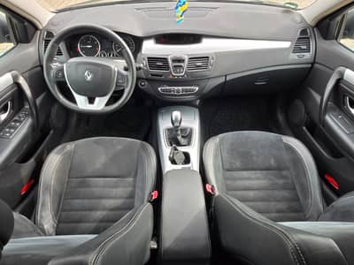 Renault Laguna III 2.0 dCi 150 PS"GrandDynamique"Alcanta — slika 10