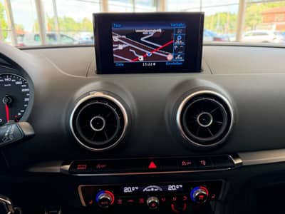 Audi A3 Sportback S line Sportpaket quattro 2.0TDI — slika 19