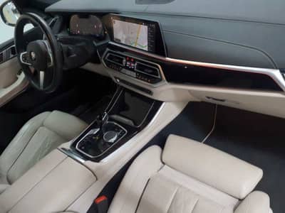 BMW X5 xDrive 40d M Sport* 1-Hans*Panorama*Leder*LED — slika 6
