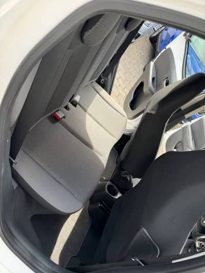 Toyota Aygo AYGO x-play — slika 9
