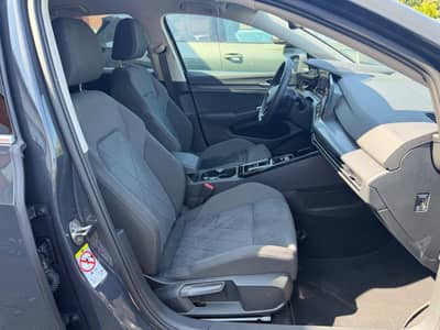 Volkswagen Golf VIII 2.0 TDI Style LED KAMERA ACC — slika 6