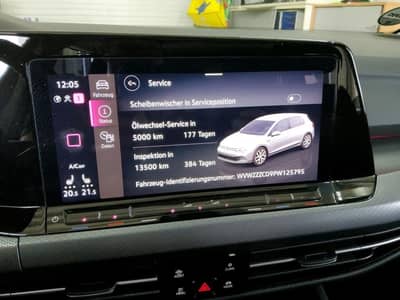 Volkswagen Golf VIII 2.0TDI Active PANO KEYLESS CAM MATRIX — slika 15