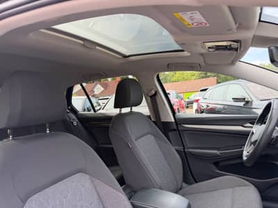 Volkswagen Golf VIII 2.0 TDI Move PANO AHK KAMERA HEADUP — slika 8
