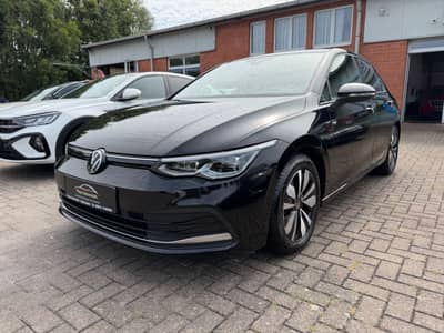 Volkswagen Golf VIII 2.0 TDI Move PANO AHK KAMERA HEADUP — slika 2
