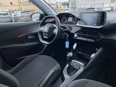Peugeot 208 Active Pack LED/PDC/Tempo/Klima/Shz/Assisten — slika 12