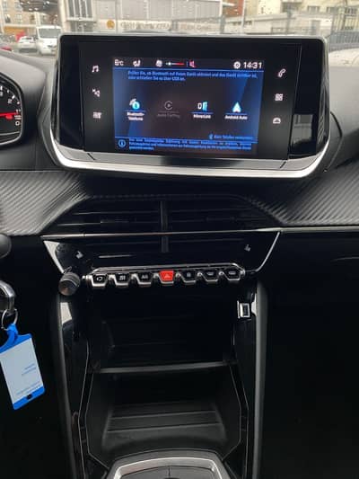 Peugeot 208 Active Pack LED/PDC/Tempo/Klima/Shz/Assisten — slika 10
