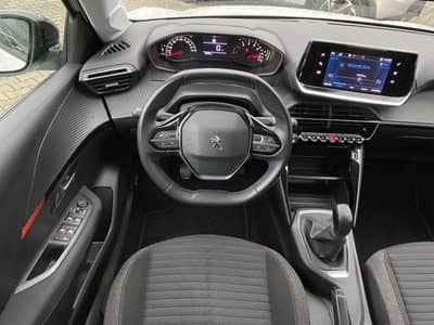 Peugeot 208 Active Pack LED/PDC/Tempo/Klima/Shz/Assisten — slika 9