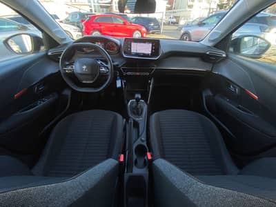 Peugeot 208 Active Pack Hdi Nav/Kamera/Assistenz/ — slika 13