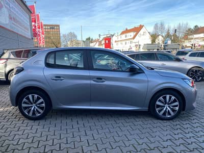 Peugeot 208 Active Pack Hdi Nav/Kamera/Assistenz/ — slika 16