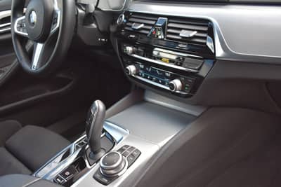 BMW 520d Touring xDrive/M Sport/Anhänger/Shadow — slika 18