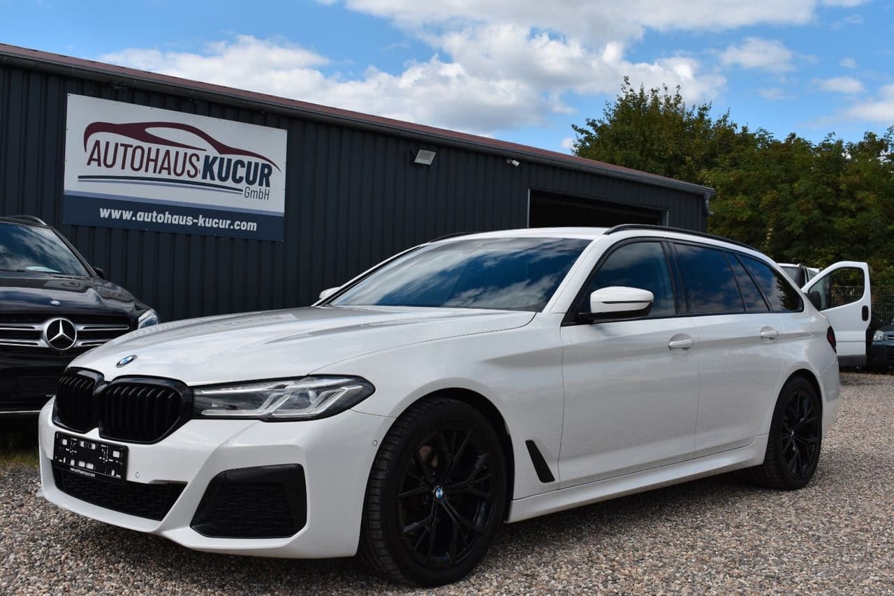 BMW 520d Touring xDrive/M Sport/Anhänger/Shadow — slika 1