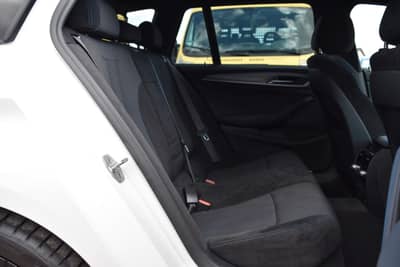 BMW 520d Touring xDrive/M Sport/Anhänger/Shadow — slika 21