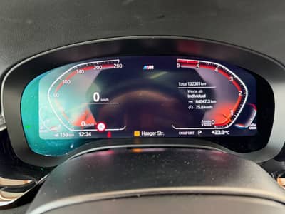 BMW 540 d xDrive M Sport Touring PANO LED Kam ACC — slika 19