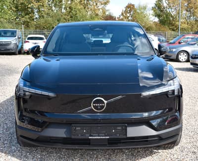 Volvo EX30 Ultra AWD Performance H&K/PANO/360°/ACC/STH — slika 6