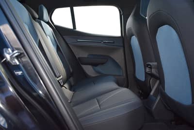 Volvo EX30 Ultra AWD Performance H&K/PANO/360°/ACC/STH — slika 32
