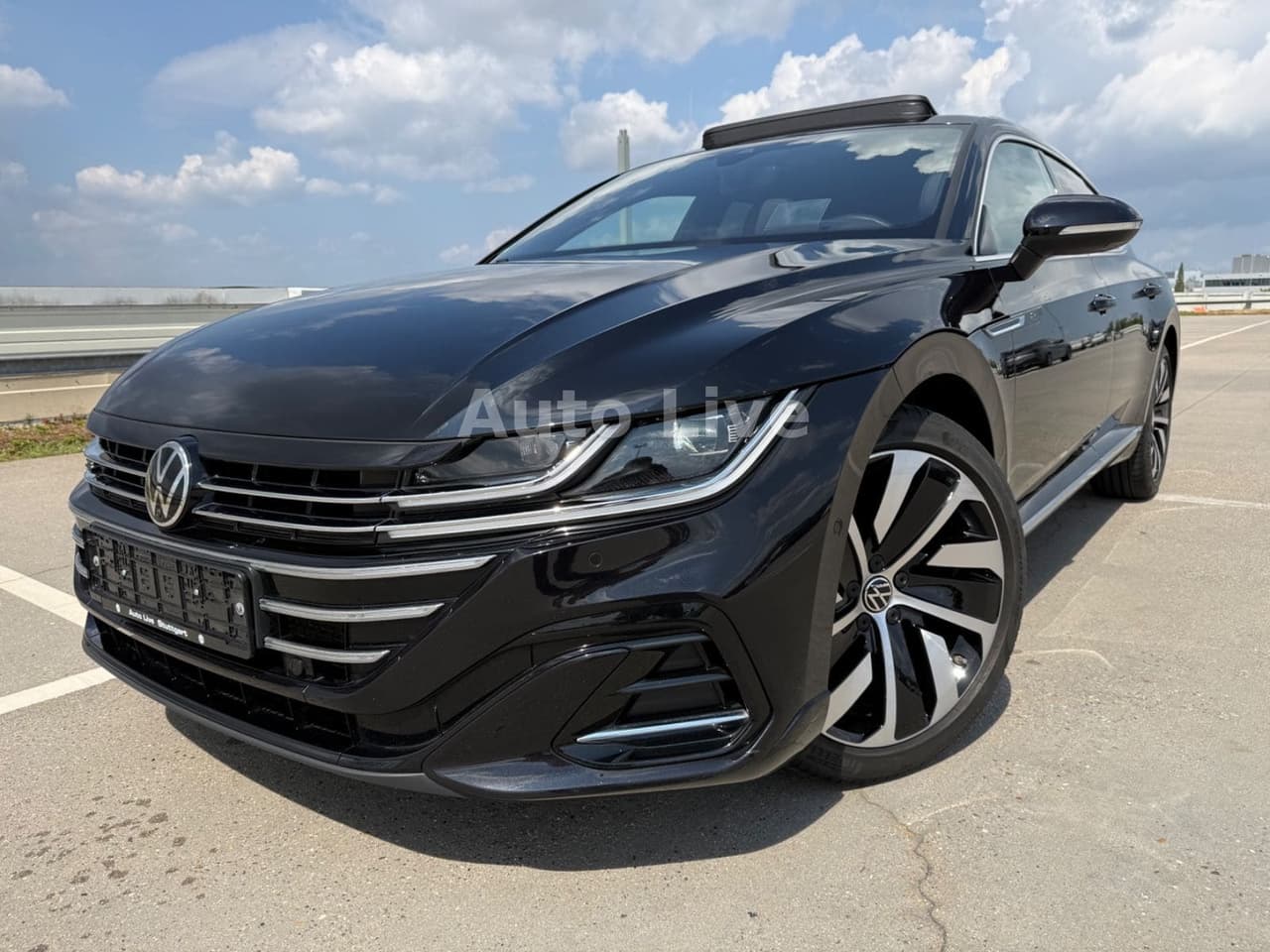 Volkswagen Arteon 2.0 TDI*SB*DSG*R LINE*PAN*VIRT*IQ*AHK*VOL — slika 1