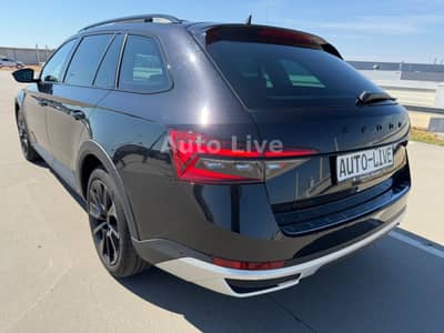 Skoda Superb 2.0 TDI*4x4*SCOUT*DSG*VIR*PANO*MATRIX*AHK — slika 3