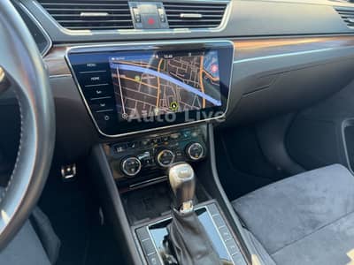Skoda Superb 2.0 TDI*4x4*SCOUT*DSG*VIR*PANO*MATRIX*AHK — slika 22