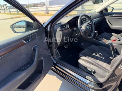 Skoda Superb 2.0 TDI*4x4*SCOUT*DSG*VIR*PANO*MATRIX*AHK — slika 19